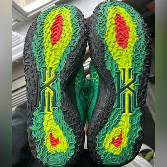 Nike basketball shoes men’s size 13 - Picture 3 of 4